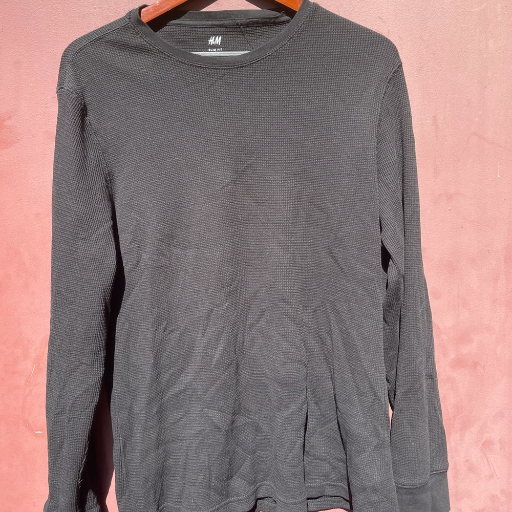 Black long sleeve shirt